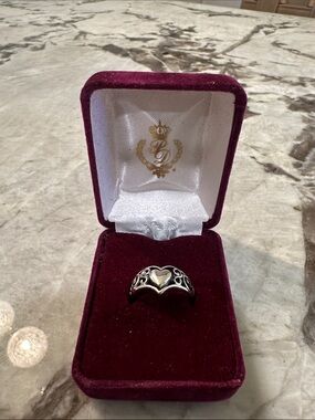 Premier Designs Silver Heart Filigree Ring